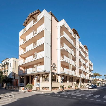 Lola Piccolo Hotel Marina di Grosseto Esterno foto