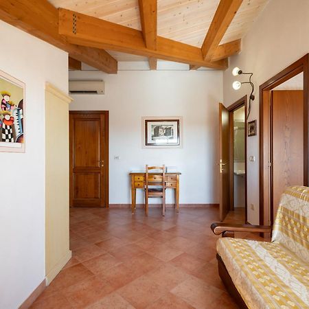 Lola Piccolo Hotel Marina di Grosseto Esterno foto