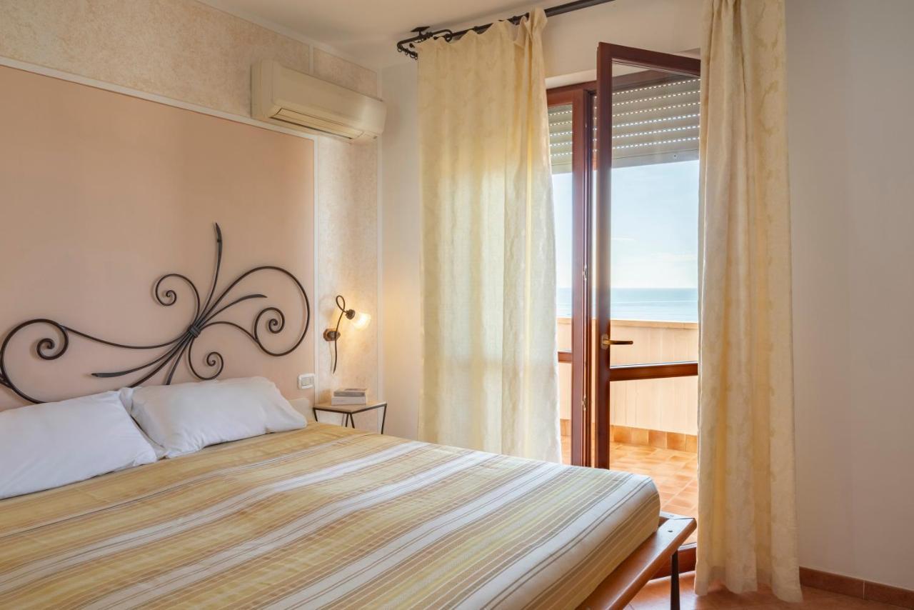 Lola Piccolo Hotel Marina di Grosseto Esterno foto