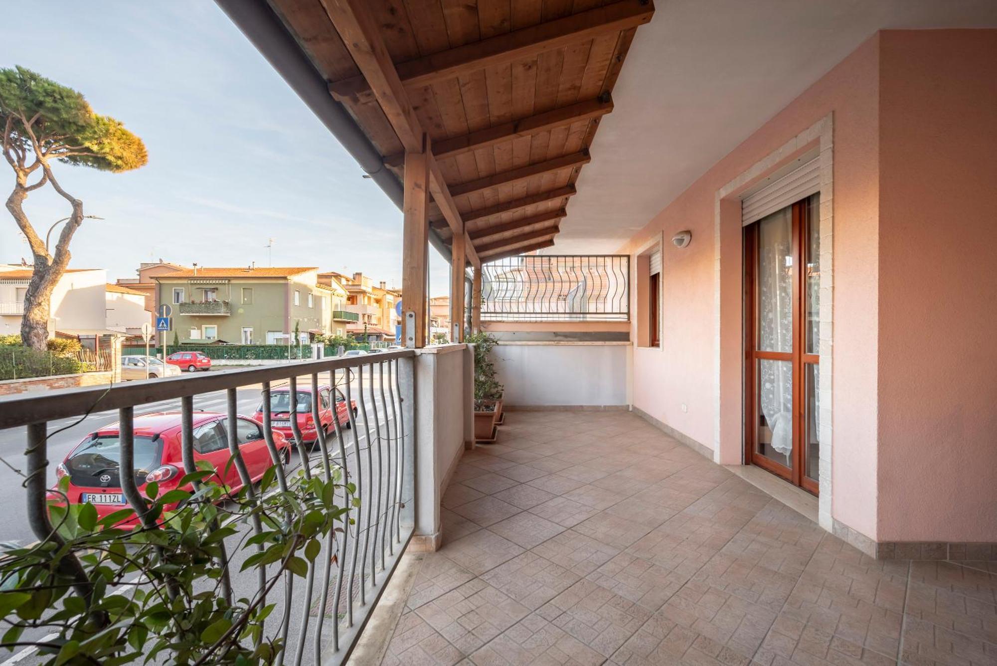 Lola Piccolo Hotel Marina di Grosseto Esterno foto