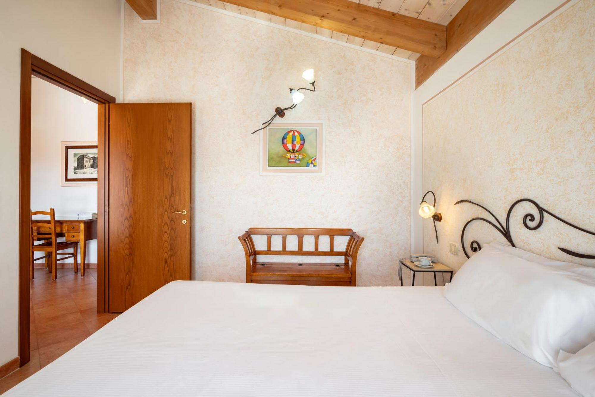 Lola Piccolo Hotel Marina di Grosseto Esterno foto